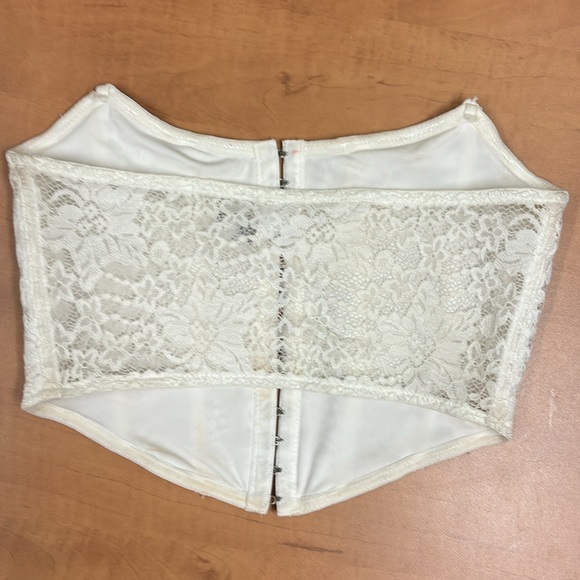 Garage corset - Picture 3 of 3